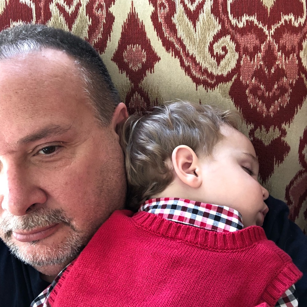 Meet your Posher, Luis